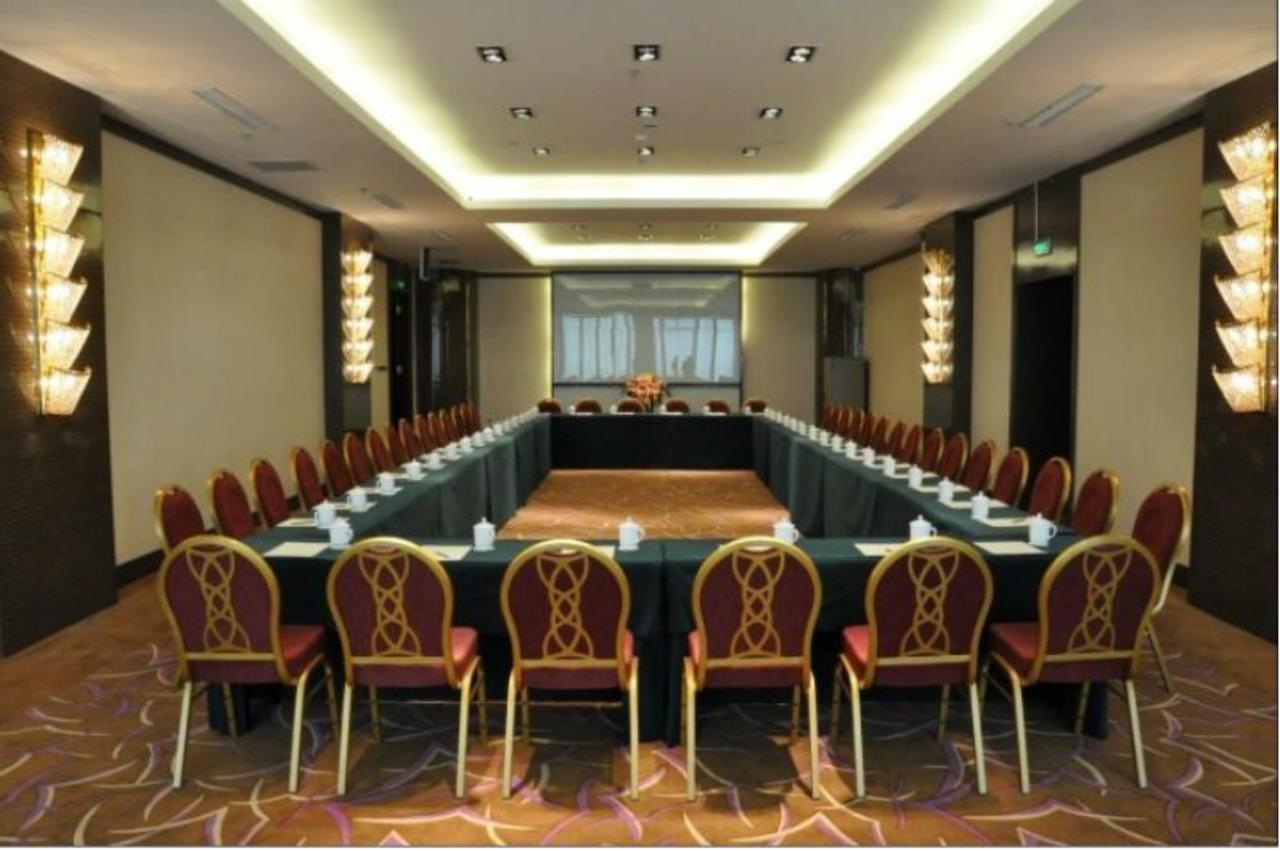 Inzone Garland Hotel Jinan Perniagaan gambar